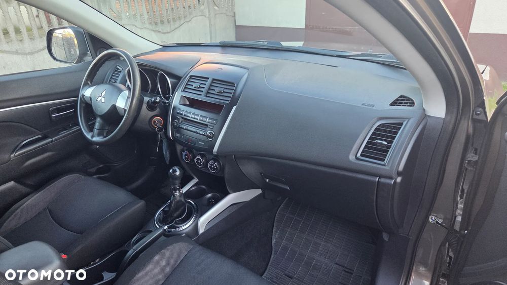 Mitsubishi ASX 1.8 DI-D 2WD Inform - 13