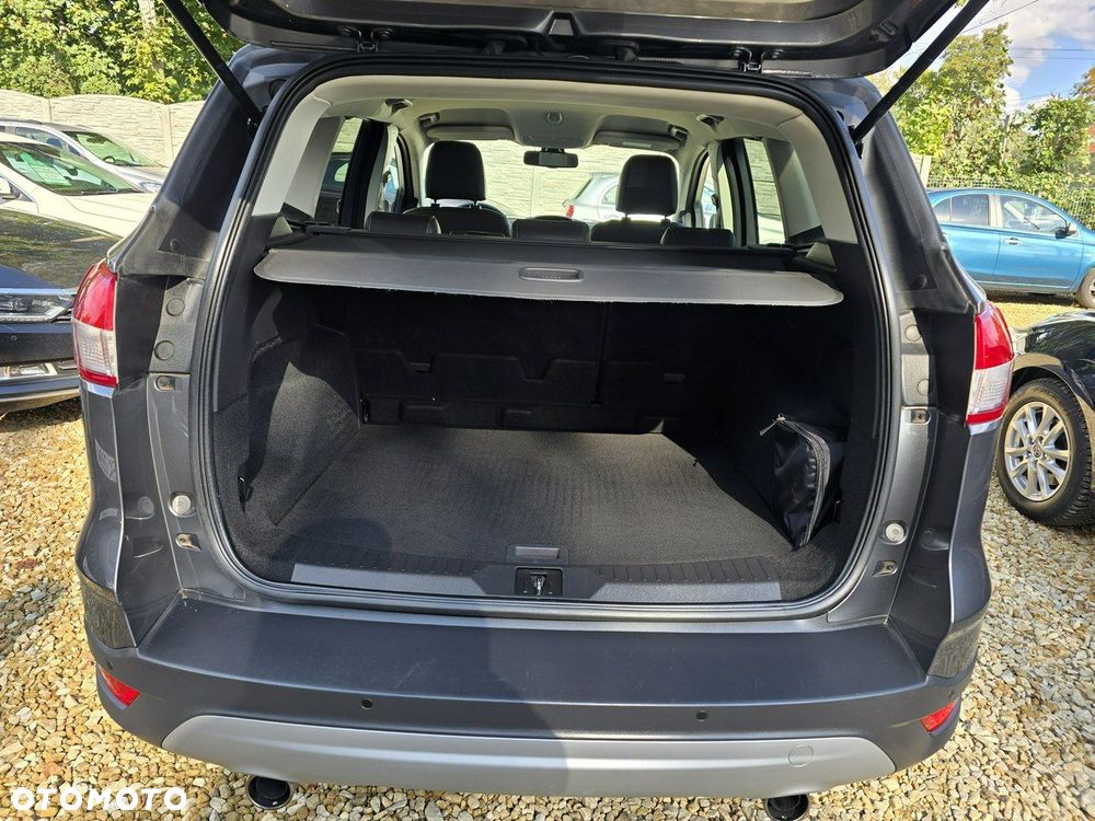 Ford Kuga 1.6 EcoBoost 2x4 Titanium - 27