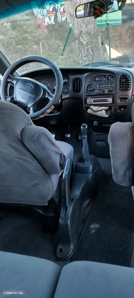 Hyundai H-1 Starex - 14