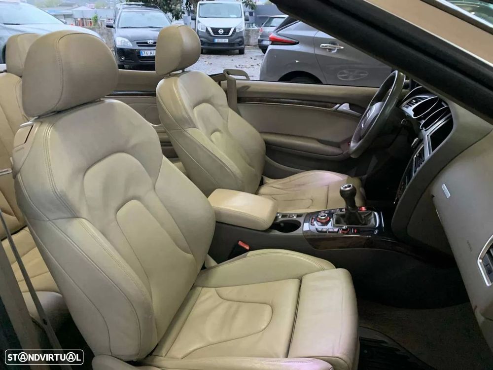 Audi A5 Cabrio 2.0 TDi - 26