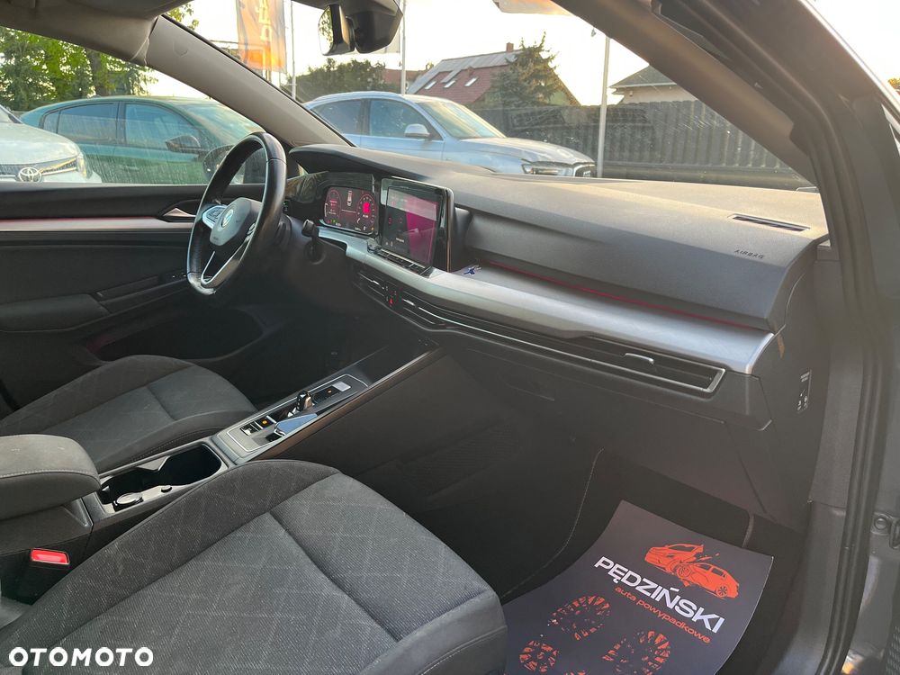 Volkswagen Golf - 9