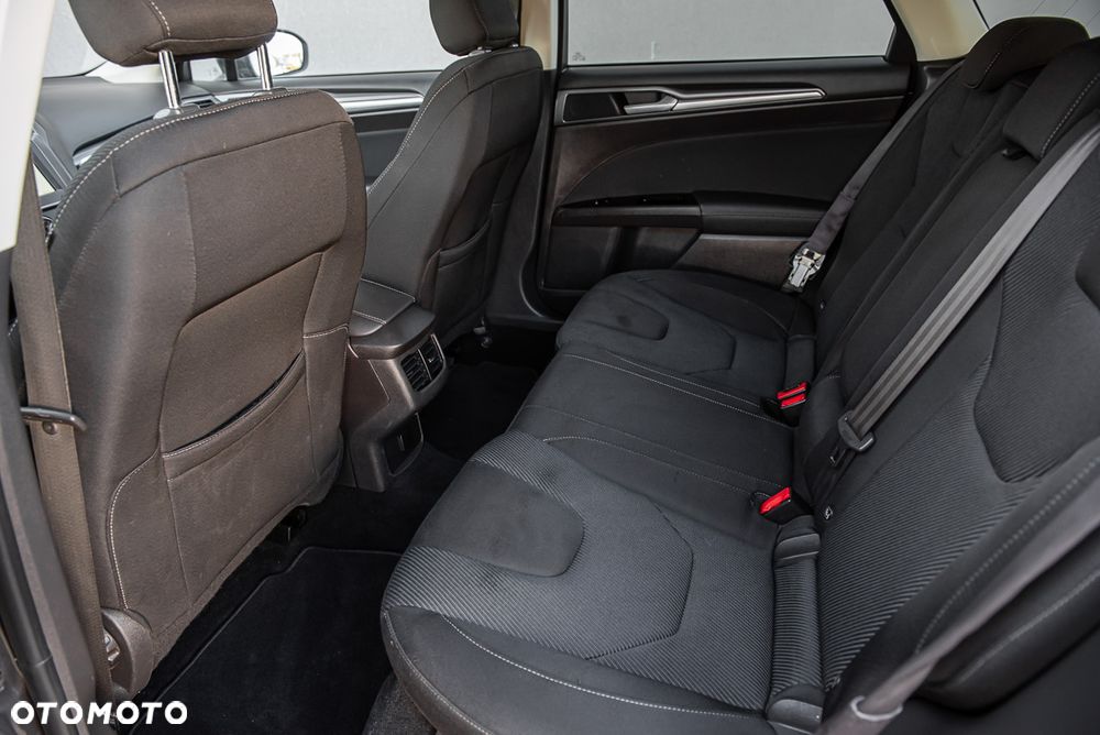 Ford Mondeo 2.0 TDCi Titanium - 28