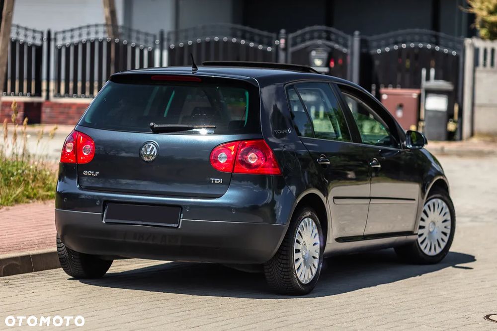 Volkswagen Golf 1.9 TDI DPF Tour - 6
