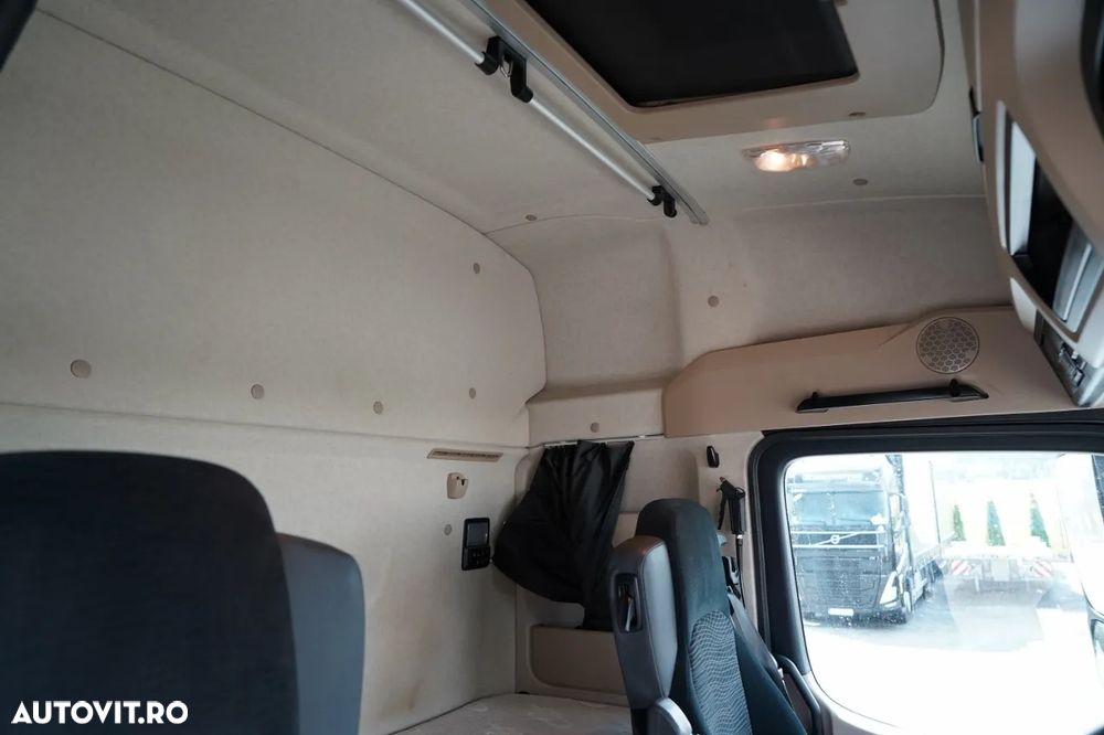 Mercedes-Benz ACTROS 2545 / CORTINĂ  8,8 m / DHOLLANDIA LIFT - 2.000 KG / PODEA REZISTENTĂ / PUNȚ DE DIRECȚIE / EURO 6 - 35