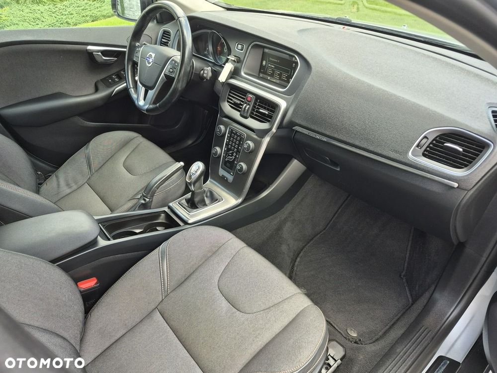 Volvo V40 - 12