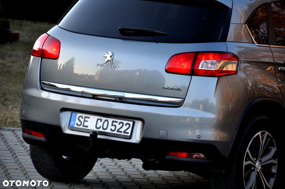 Peugeot 4008 - 16
