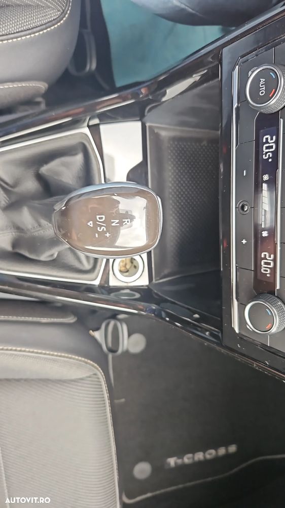 Volkswagen T-Cross 1.0 TSI DSG Style - 15