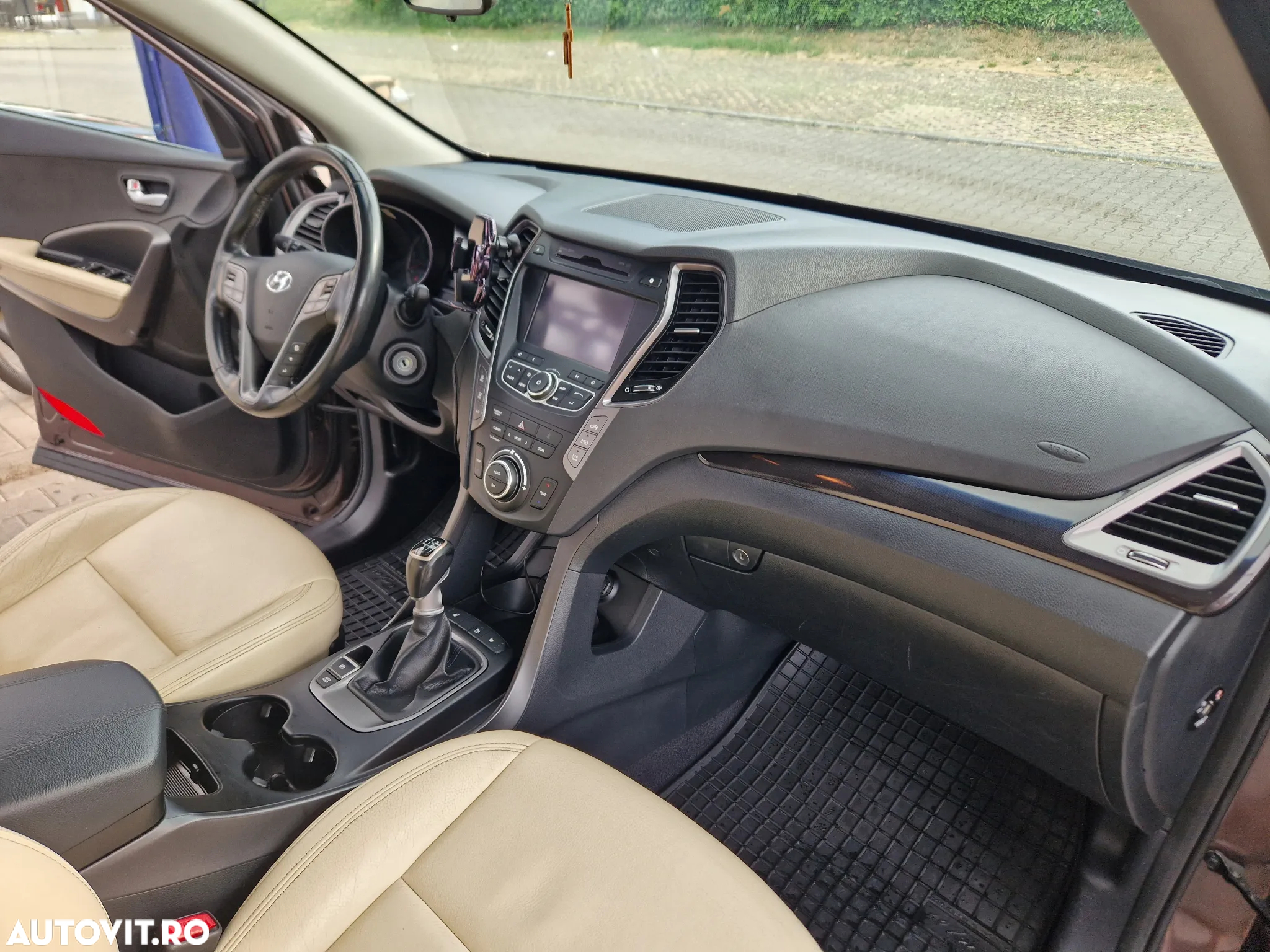 Hyundai Santa Fe 2.2 CRDi 4WD Style - 11