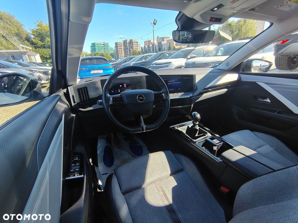 Opel Astra 1.2 Turbo Elegance - 7