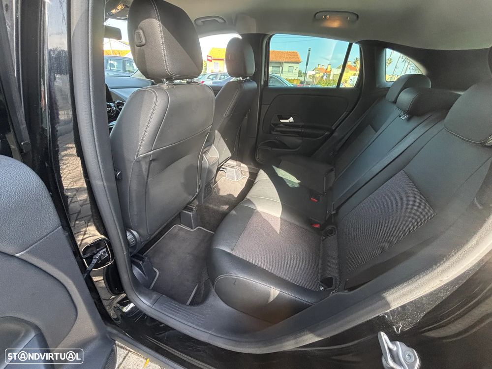 Mercedes-Benz GLA 180 d Progressive - 6