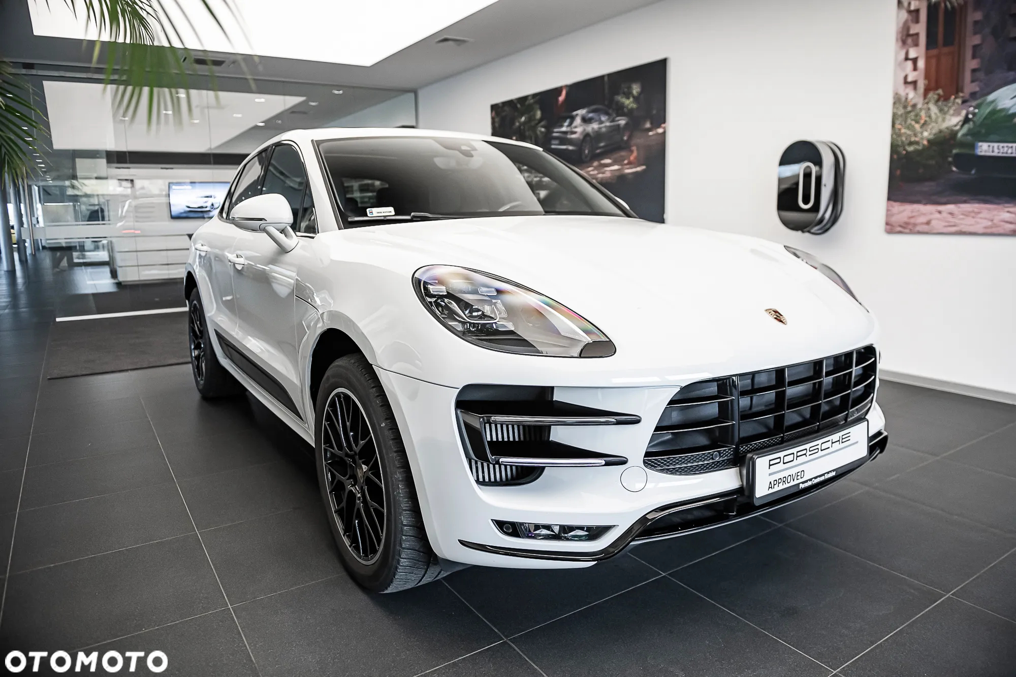 Porsche Macan Turbo - 20