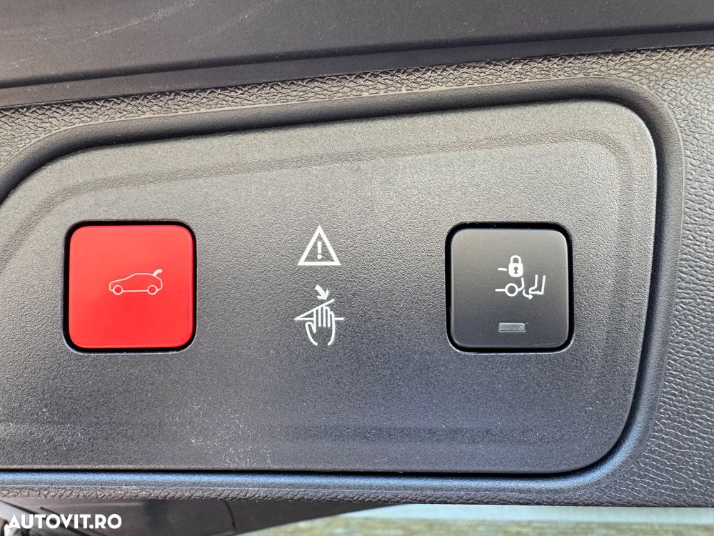 Peugeot 3008 PureTech 130 Stop & Start GPF EAT8 Allure - 25