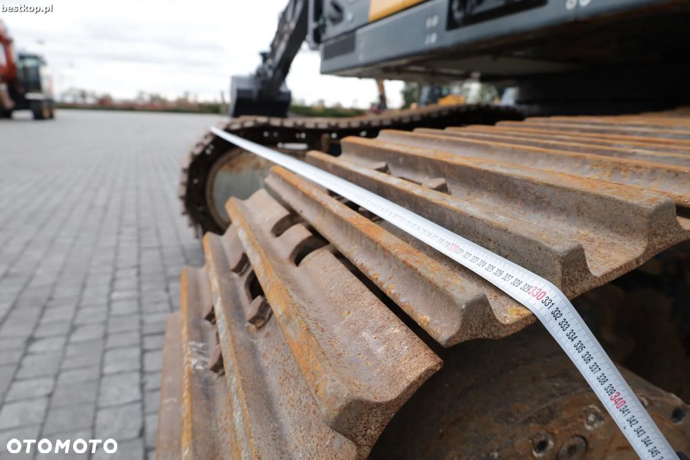 Hyundai HX300AL - 40