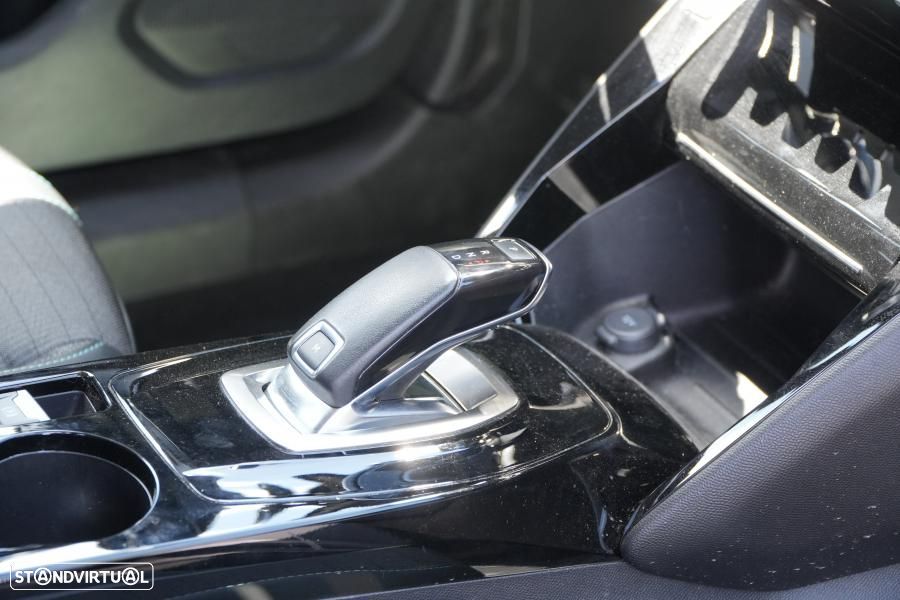 Peugeot 2008 PureTech 130 EAT8 Allure Pack - 16