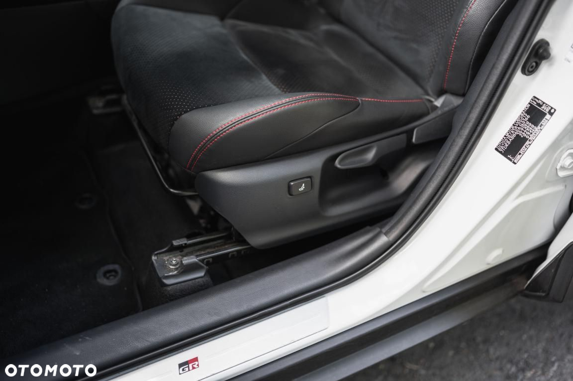 Toyota Yaris Cross - 27