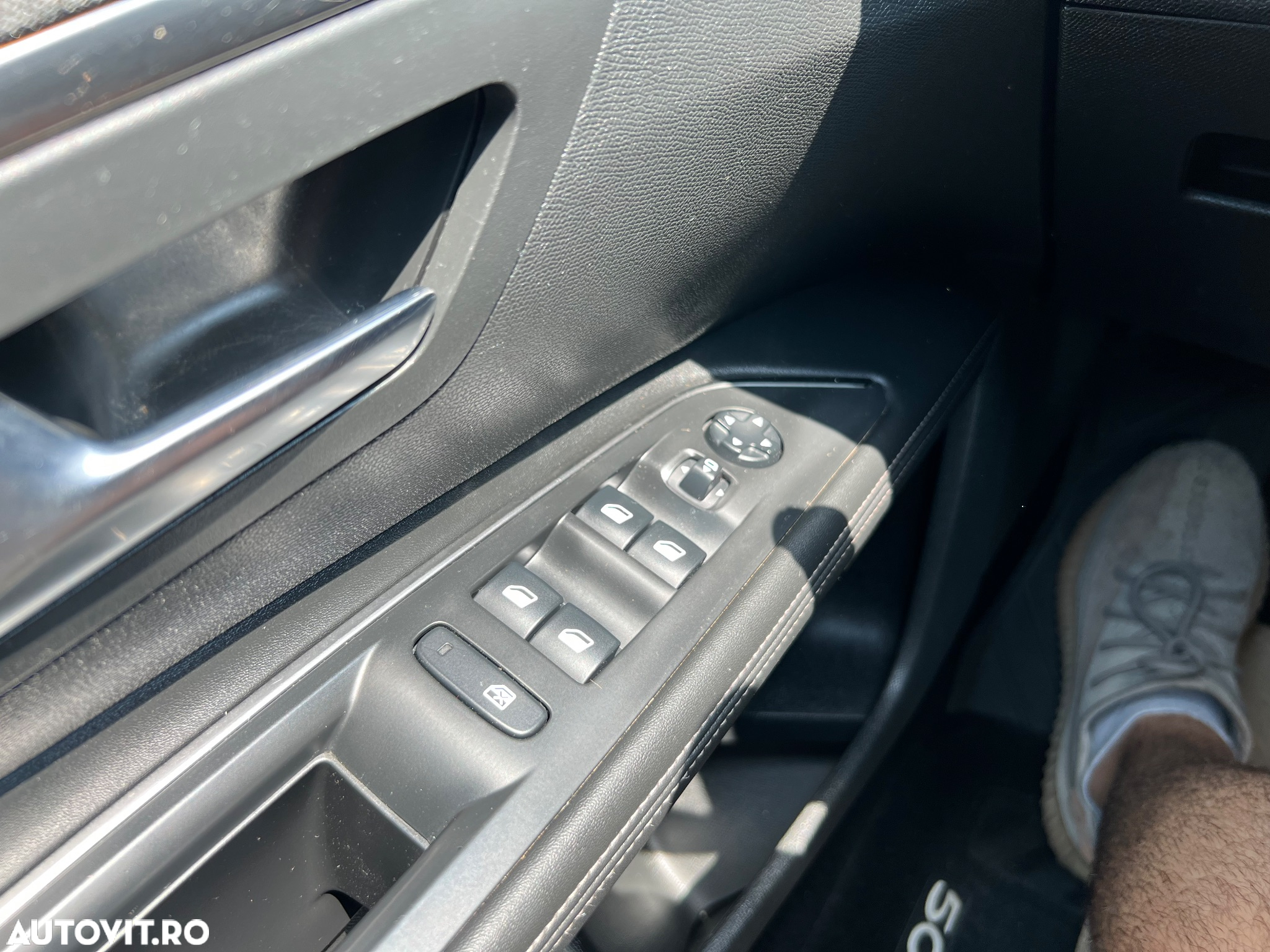Peugeot 5008 1.5 BlueHDI s&s Allure - 24