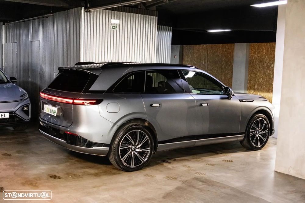 Xpeng G9 93.1 kWh Long Range+Premium Seat & Audio Pack - 8