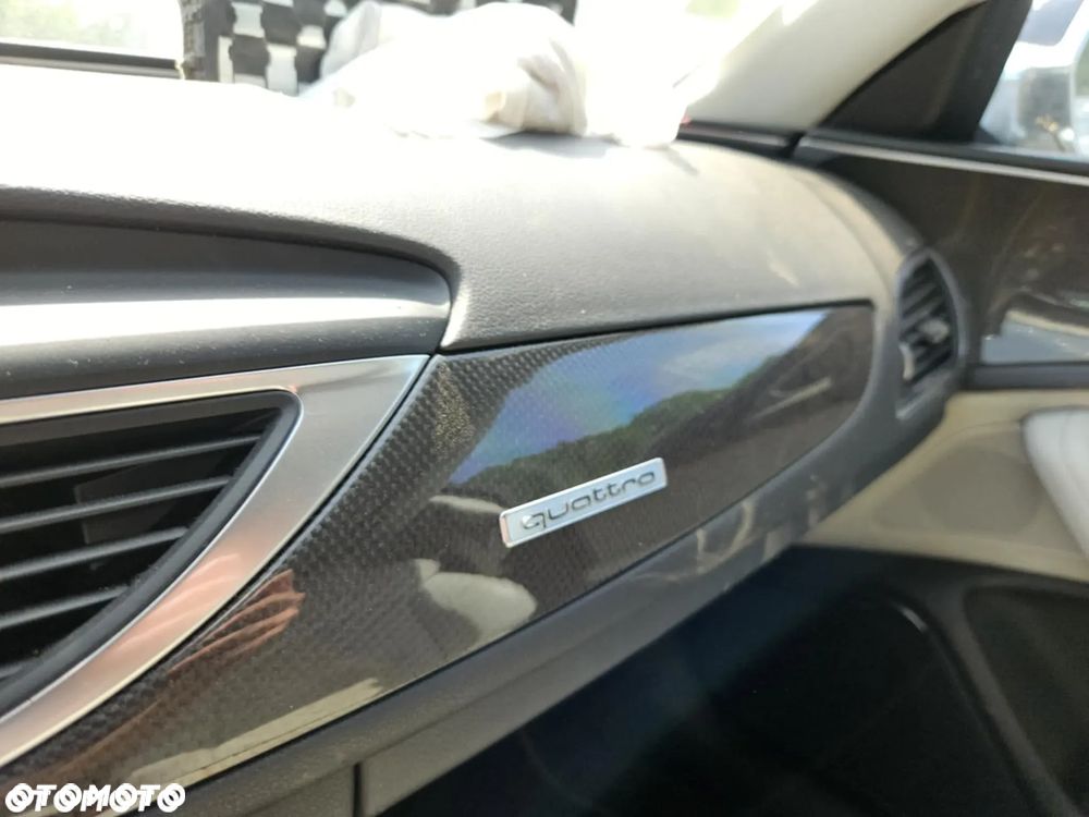 Audi S6 Limousine - 24