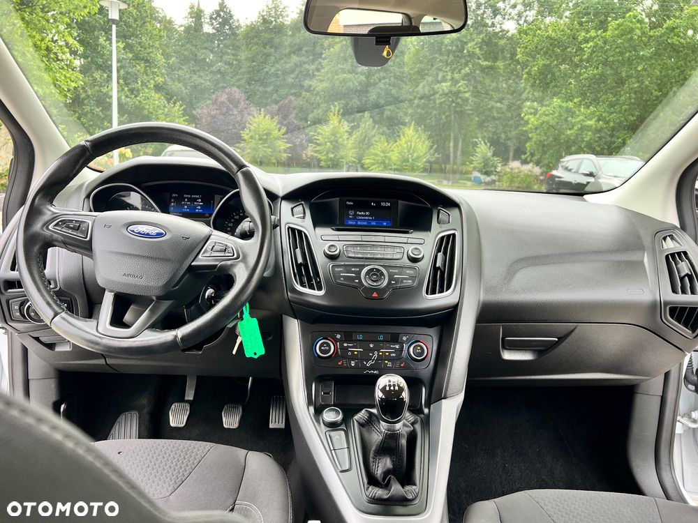 Ford Focus 1.0 EcoBoost Active - 17