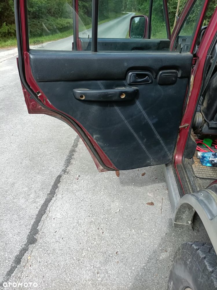 Hyundai Galloper LWB7 3.0 V6 - 14