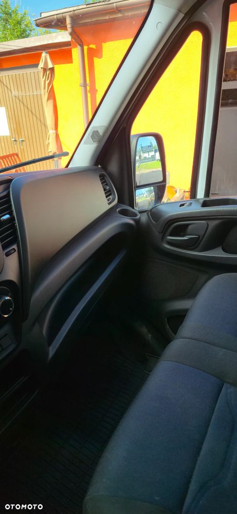 Iveco DAILY 35C14 D - 10