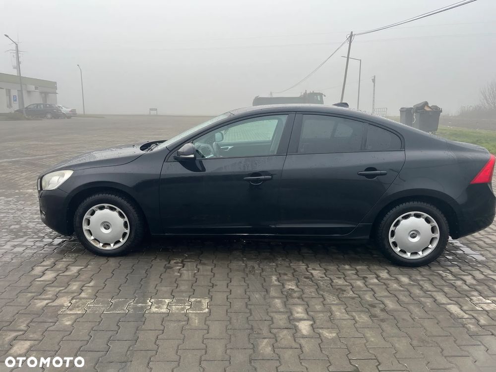 Volvo S60 - 4