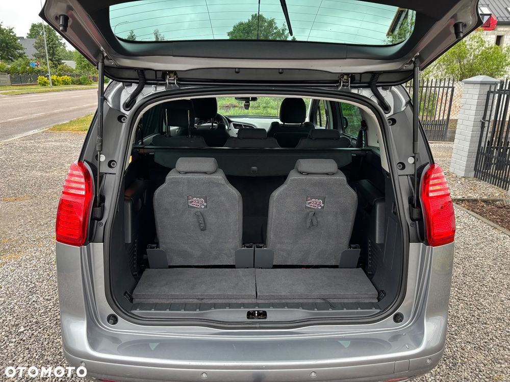 Peugeot 5008 - 25