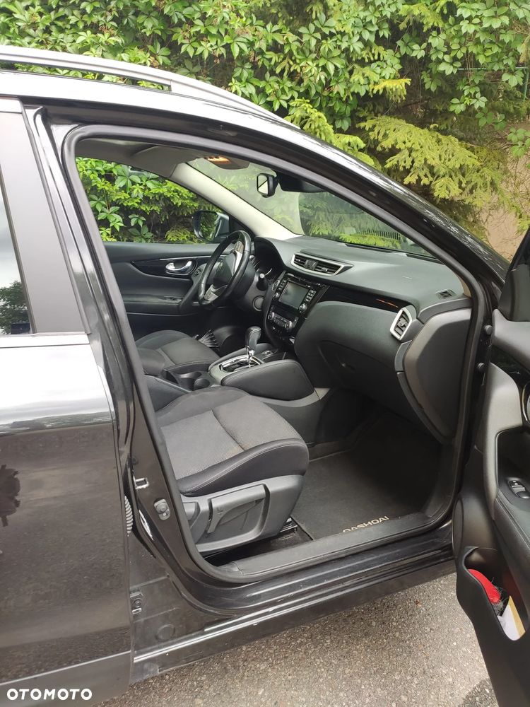 Nissan Qashqai 1.2 DIG-T N-Connecta Xtronic - 16