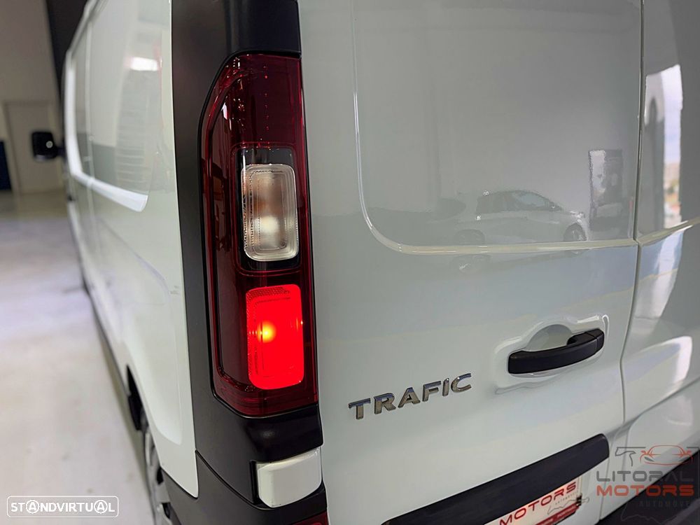 Renault Trafic 1.6 dCi L2H1 1.2T - 8
