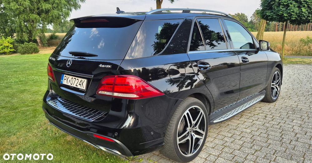 Mercedes-Benz GLE - 4