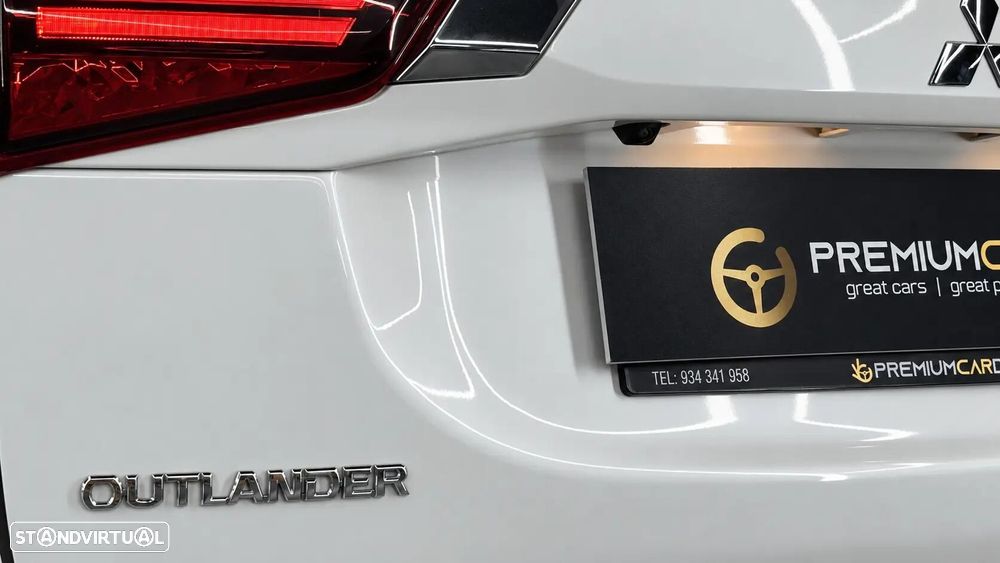Mitsubishi Outlander 2.0 Kaiteki CVT - 13