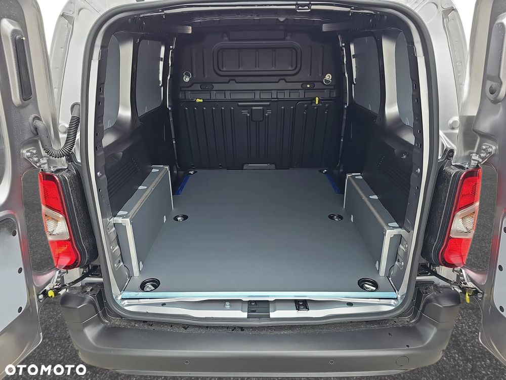 Opel Combo - 11