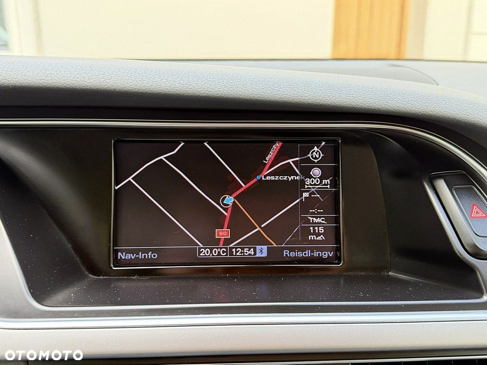 Audi A4 Limousine - 16