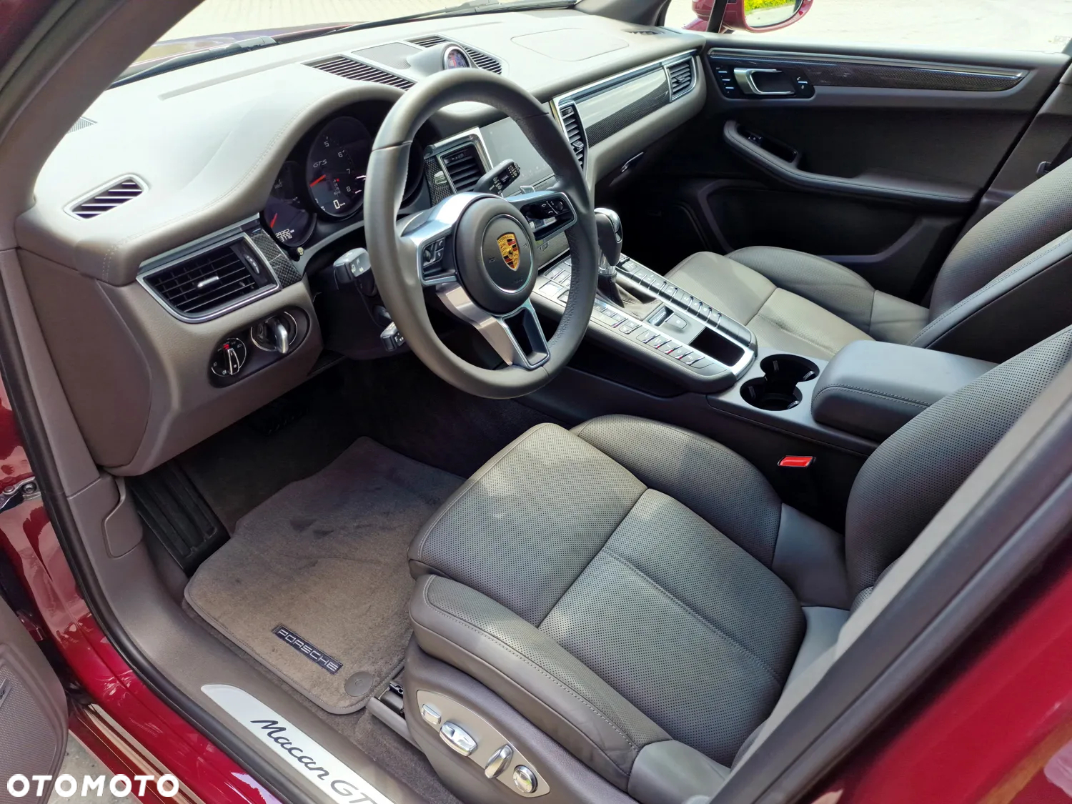Porsche Macan GTS - 10