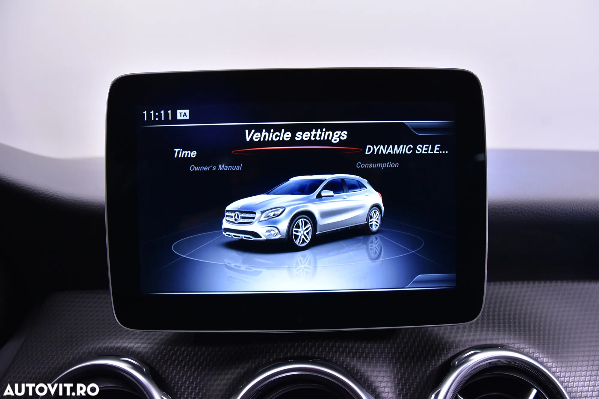 Mercedes-Benz GLA 200 d 7G-DCT - 19