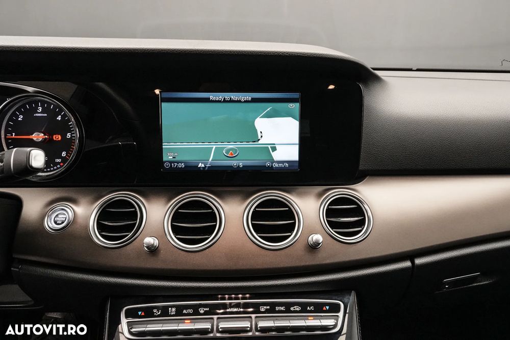 Mercedes-Benz E 200 d Aut. - 22