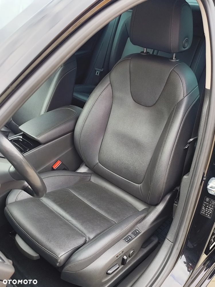 Opel Insignia 2.0 CDTI 4x4 Business Elegance S&S - 11