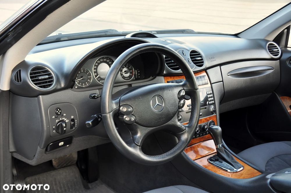 Mercedes-Benz CLK Coupe 200 Kompressor Automatik Elegance - 24