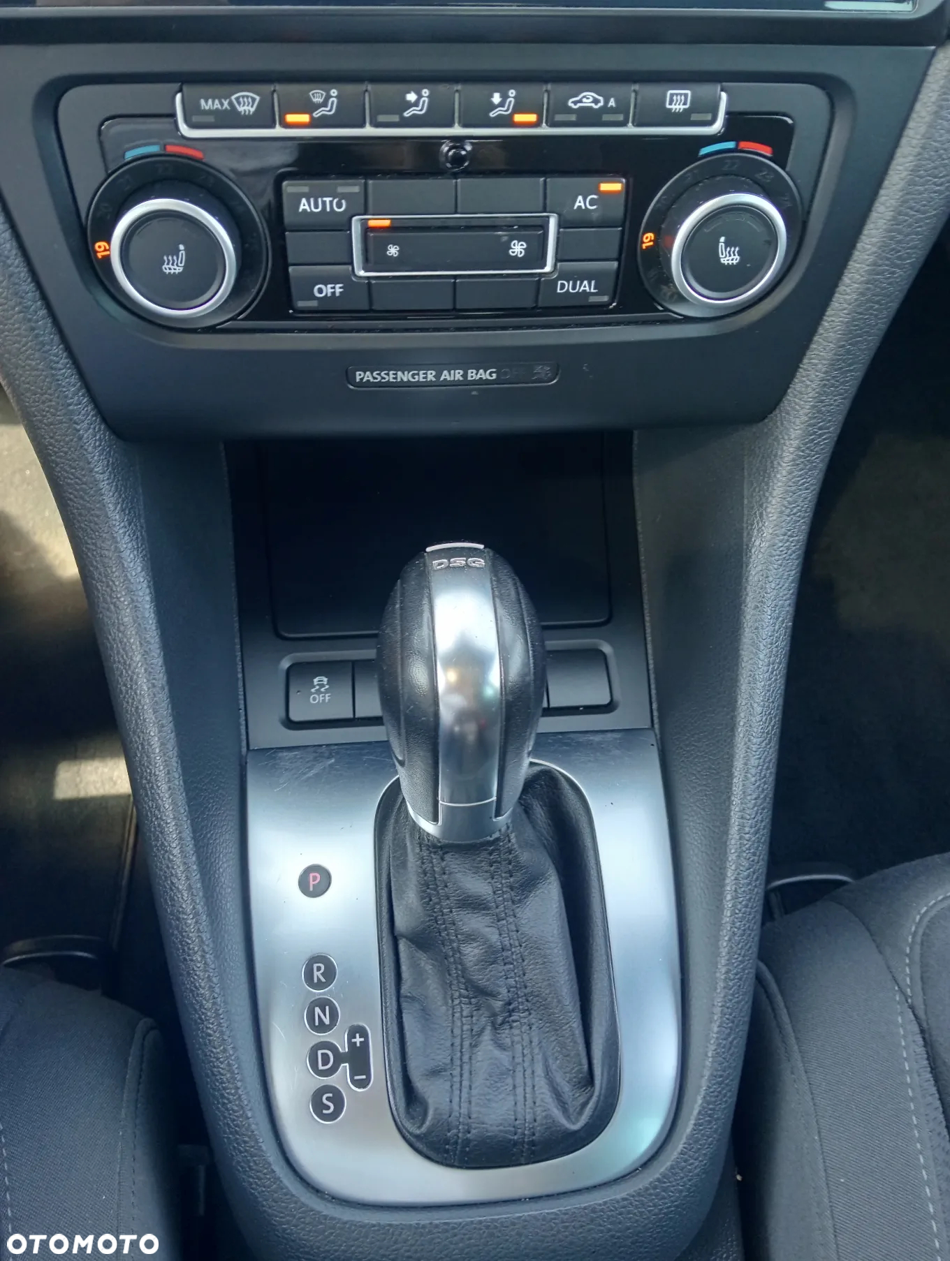 Volkswagen Golf VI 2.0 TDI Highline DSG - 31