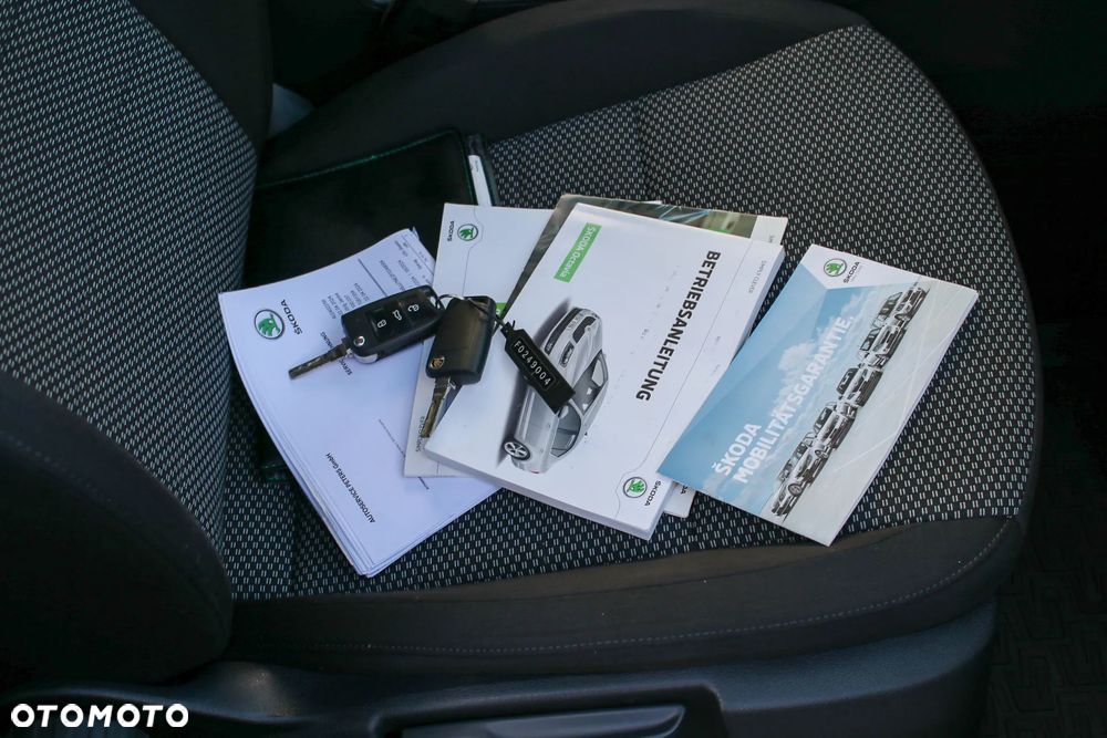 Skoda Octavia Combi 2.0 TDI Ambition - 39