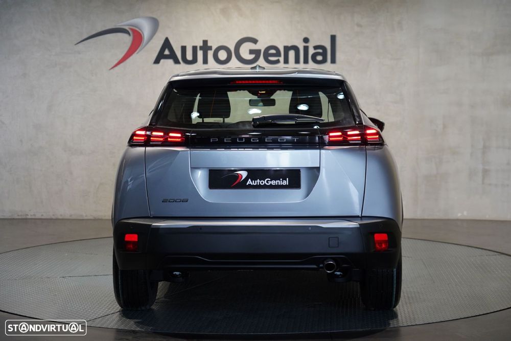 Peugeot 2008 1.5 BlueHDi Active EAT8 - 5