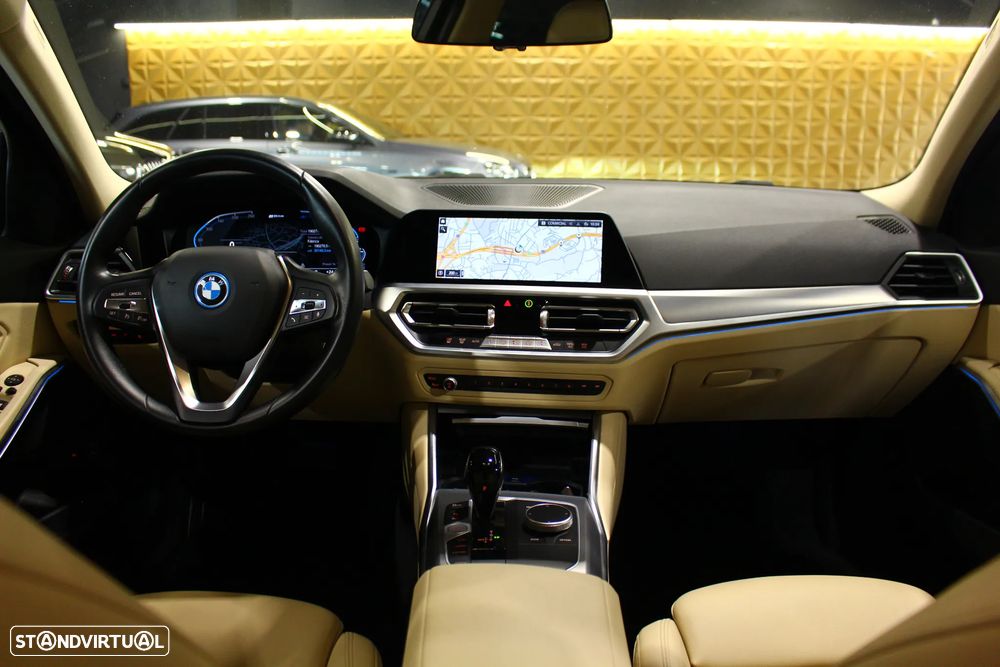 BMW 330 e Line Sport Auto - 15