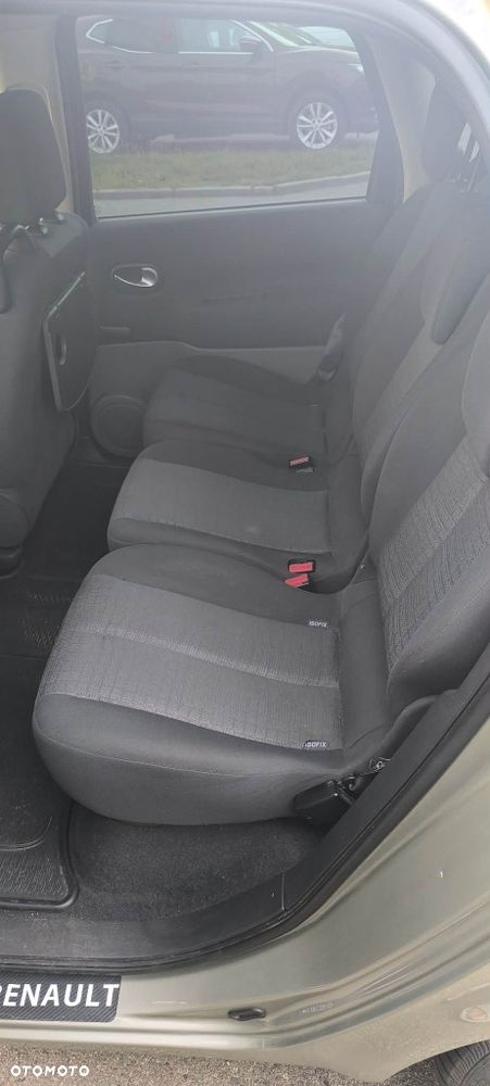 Renault Scenic - 8
