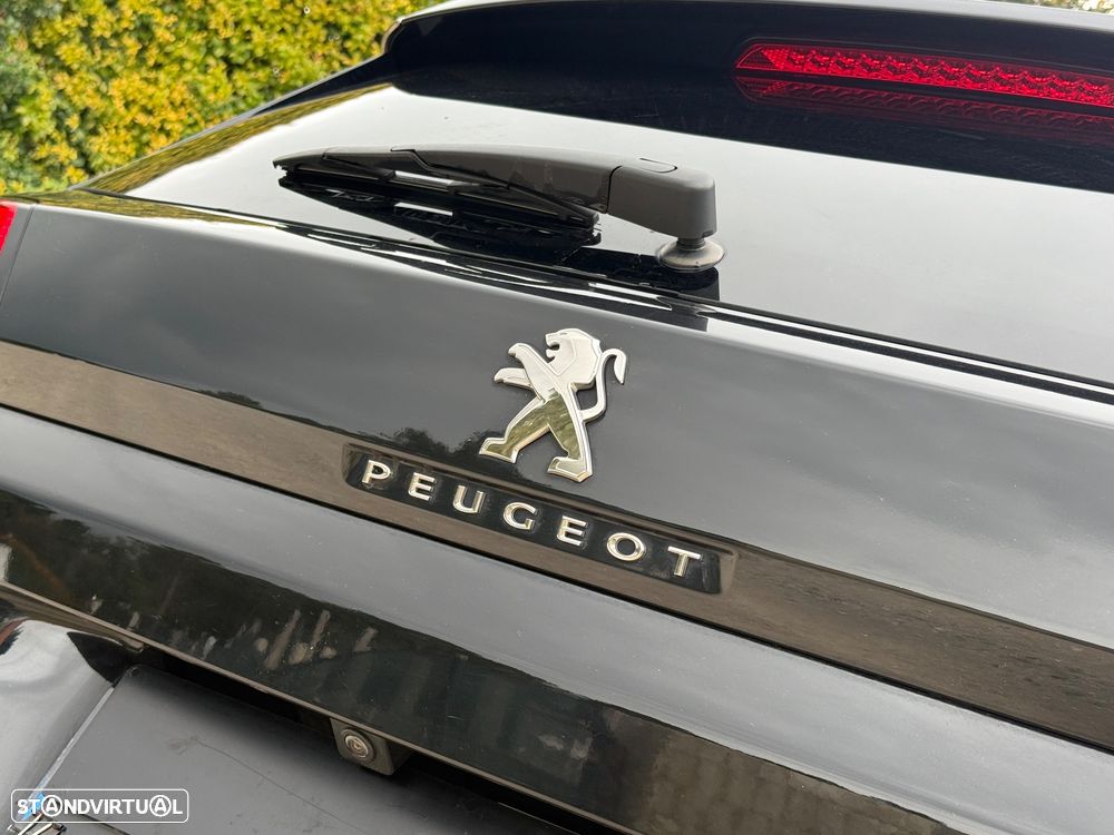 Peugeot 3008 1.2 PureTech Allure Pack EAT8 - 15