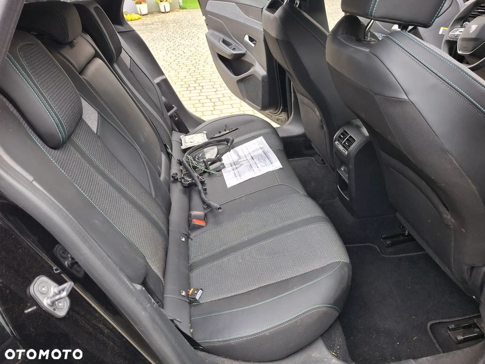 Peugeot 308 Hybrid 180 e-EAT8 Allure Pack - 16