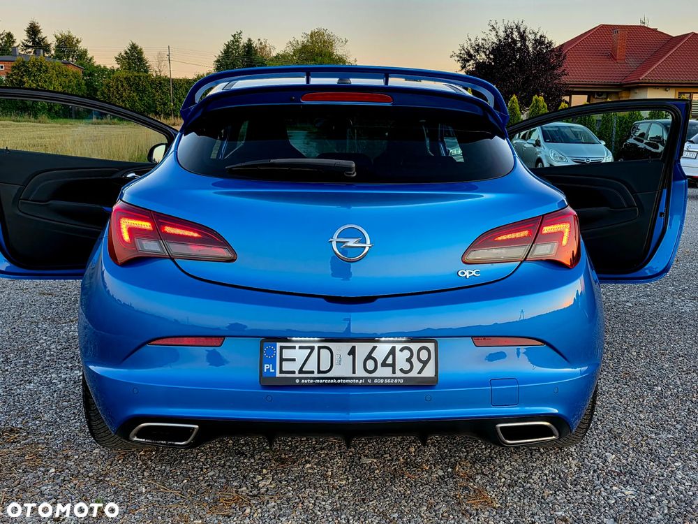 Opel Astra OPC - 11