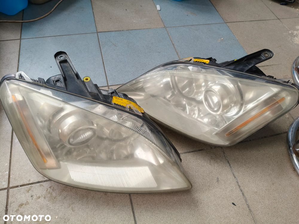 Lampy ford C-Max MK1 Xenon prawa lewa - 1