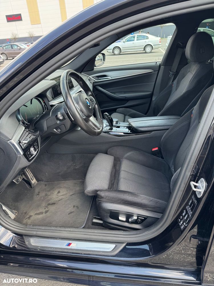 BMW Seria 5 530i xDrive Aut. M Sport Edition - 29