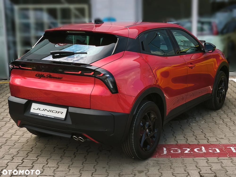 Alfa Romeo Junior 1.2 mHEV Ibrida eDCT - 6