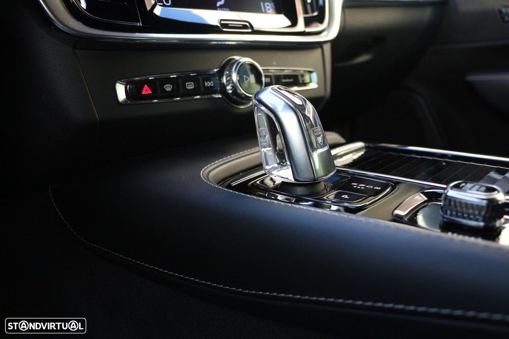 Volvo S90 2.0 T8 R-Design AWD Geartronic - 29